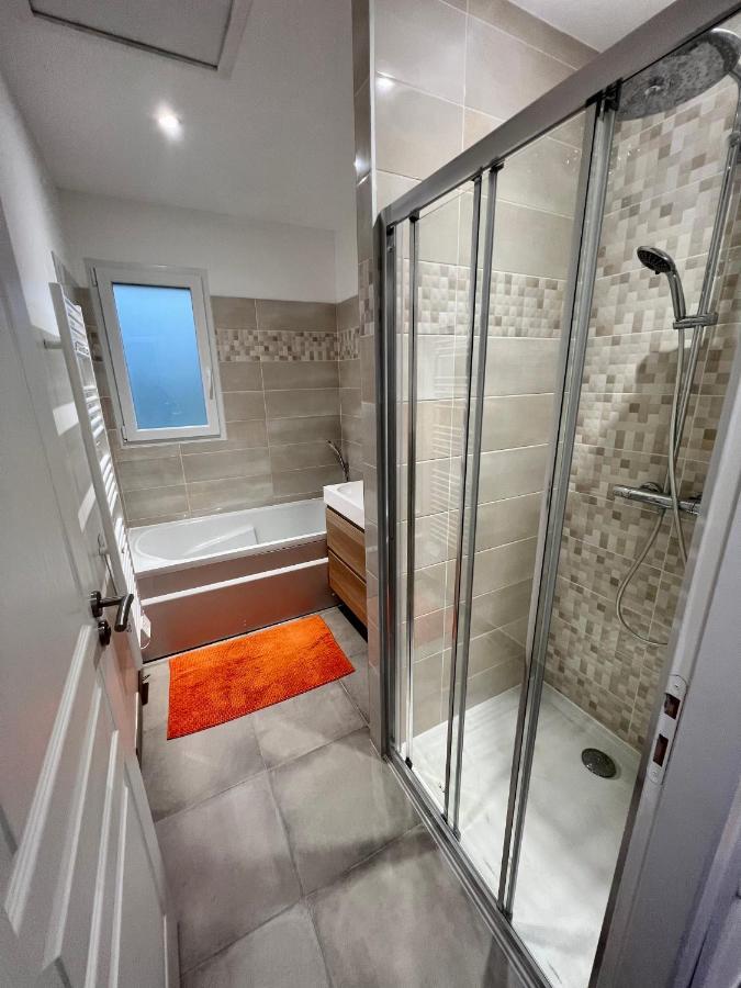 Chambres & Suites Villa Architecte Saint-Paul-et-Valmalle エクステリア 写真