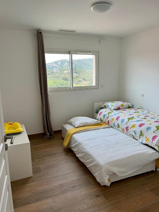 Chambres & Suites Villa Architecte Saint-Paul-et-Valmalle エクステリア 写真