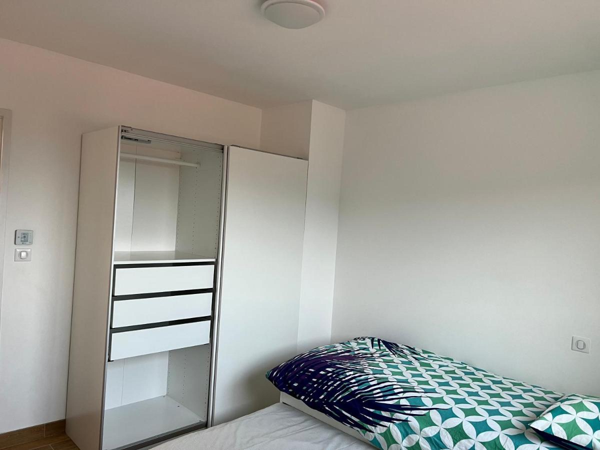 Chambres & Suites Villa Architecte Saint-Paul-et-Valmalle エクステリア 写真