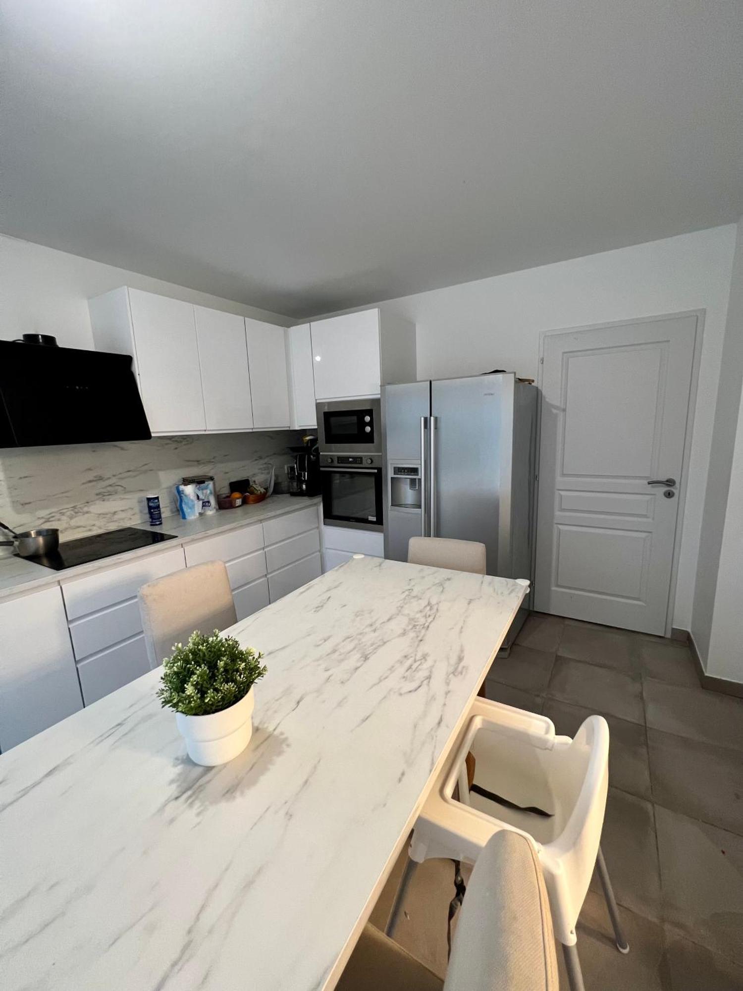 Chambres & Suites Villa Architecte Saint-Paul-et-Valmalle エクステリア 写真
