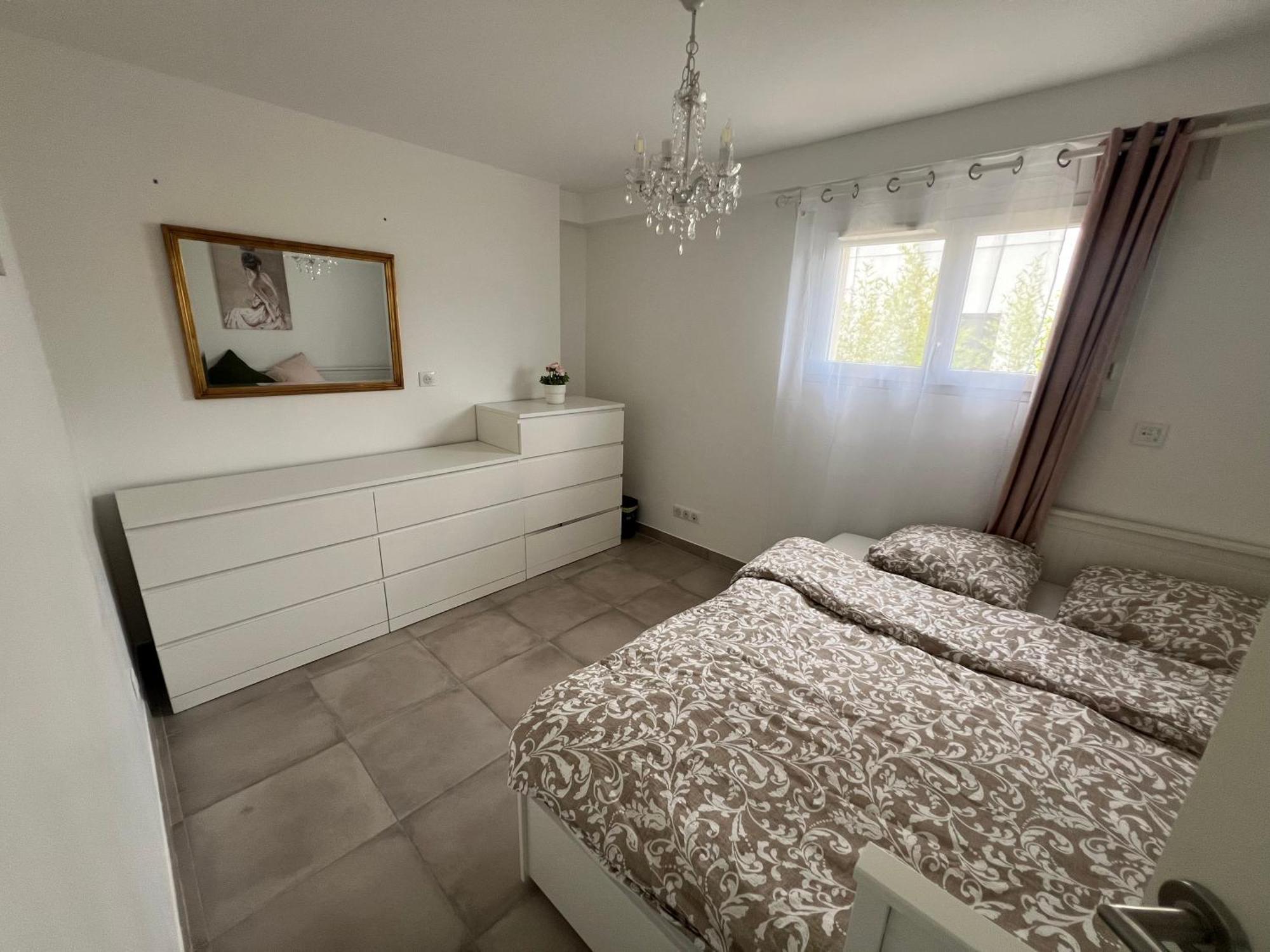 Chambres & Suites Villa Architecte Saint-Paul-et-Valmalle エクステリア 写真